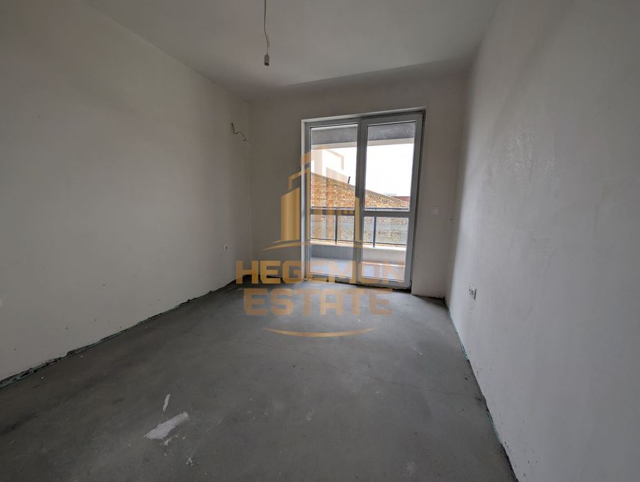 Продава се Двустаен апартамент в Варна, Левски - 61 кв.м за 2173 €/кв.м - Снимка #3