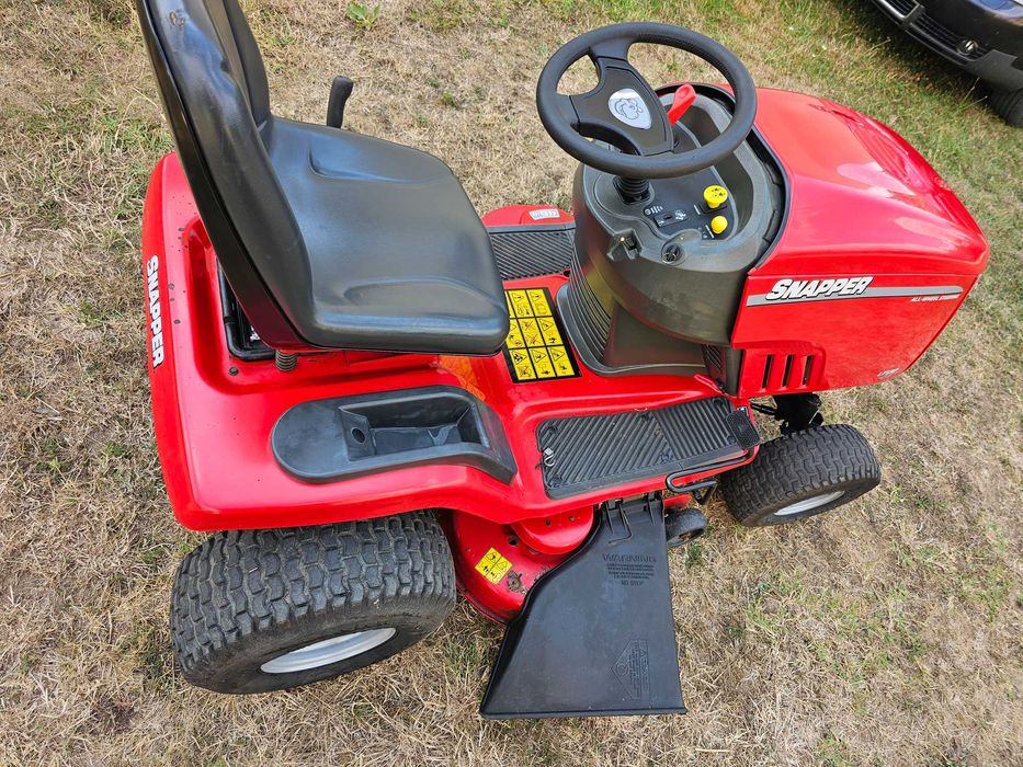 Тракторна Косачка 23.К.с. Briggs&Stratton/SNAPPER. USA. ПЕРФЕКТНА