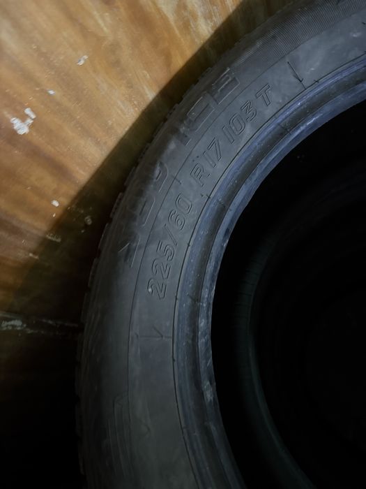 Продам шипованные шины