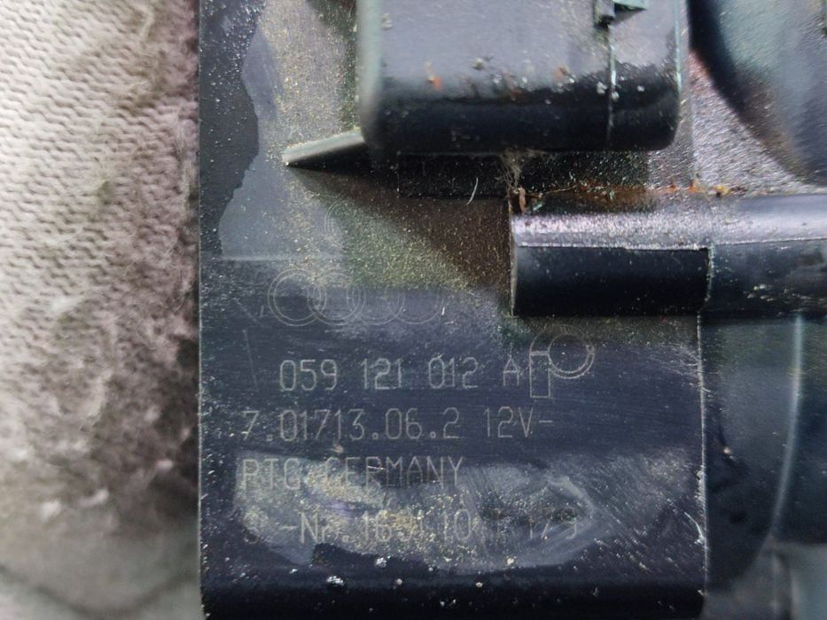 Pompa auxiliara apa 059121012A 4.2 tdi CDSB Audi A8 D4/4H [2010 - 201