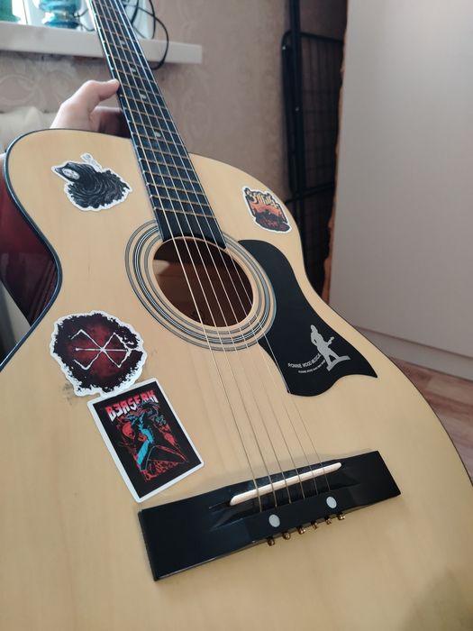 Продам Акустическая гитара