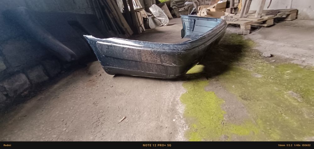 Продам задний бампер Ауди 100 С4