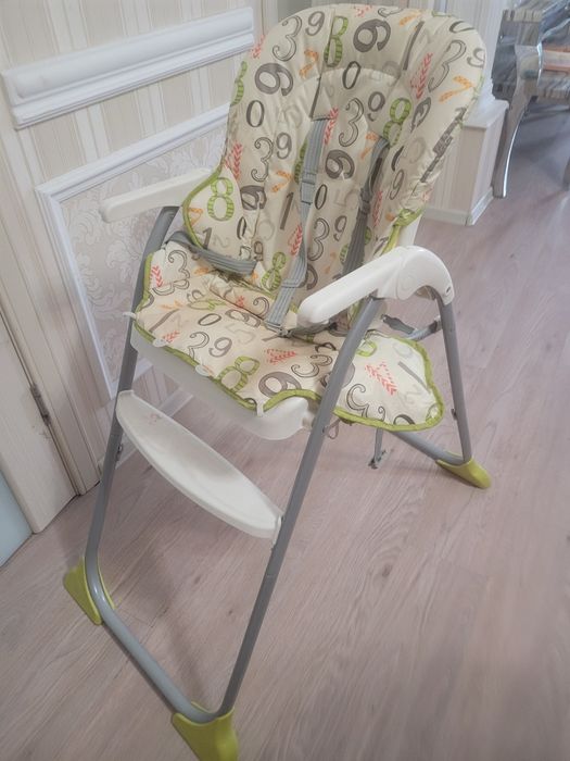 Стульчик для кормления Jolie