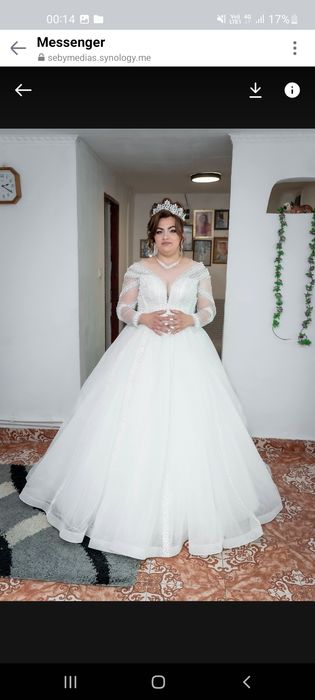 Rochie de mireasa/costum de mire