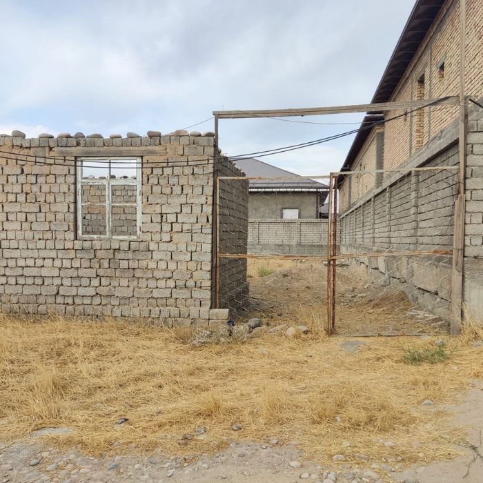 Yer sotiladi tuzel 1 sotigi 31000 yer 6 sotig yengi maxala yengi kocha