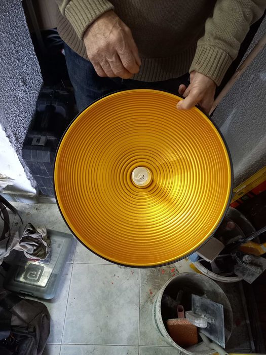 Полилей, индустриален стил