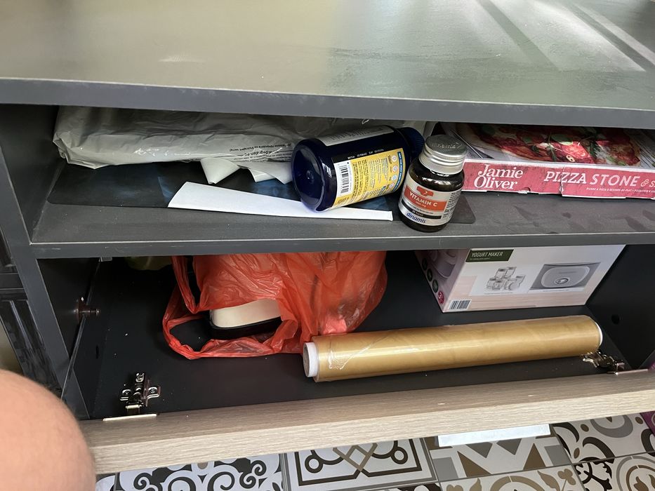 ТВ шкаф ИРИМ, мебел