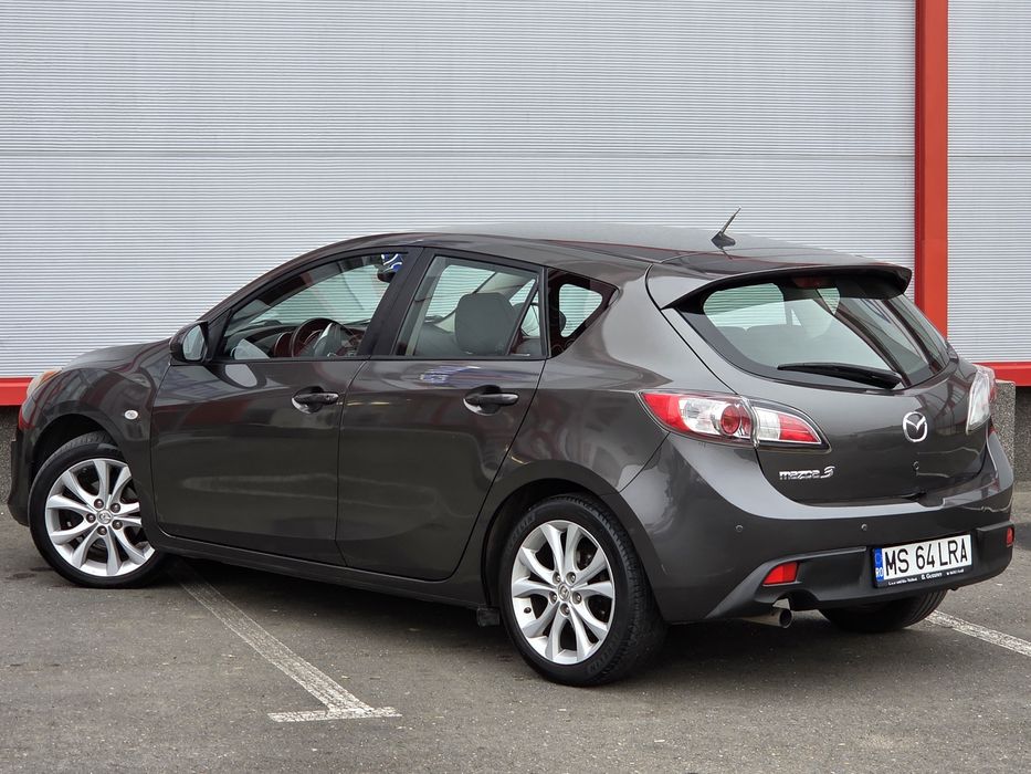 Mazda 3 / Diesel 1.6 / 109 Cp/ Navigatie/ Xenon/ Senzori P/ Scaune Înc
