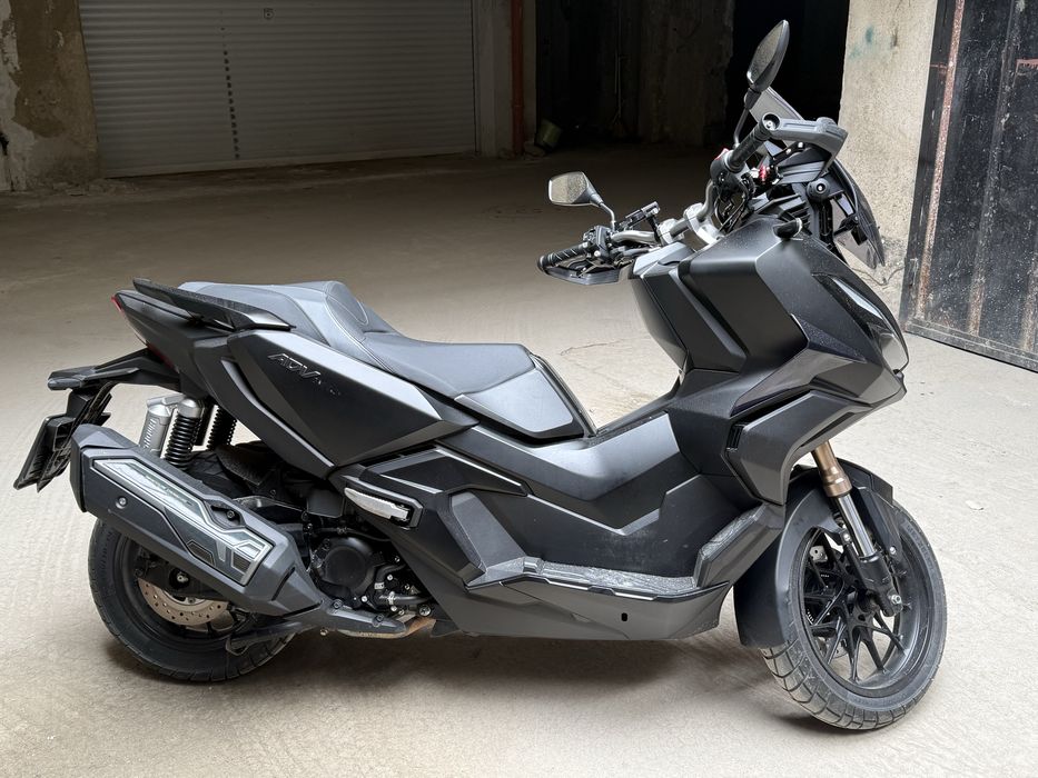 Honda ADV 350 скутер