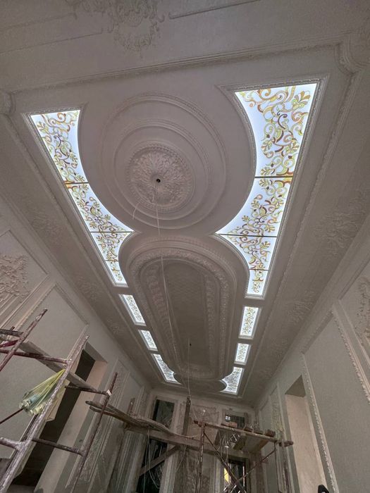 Установка стеклянных изделий а так же орг стекла