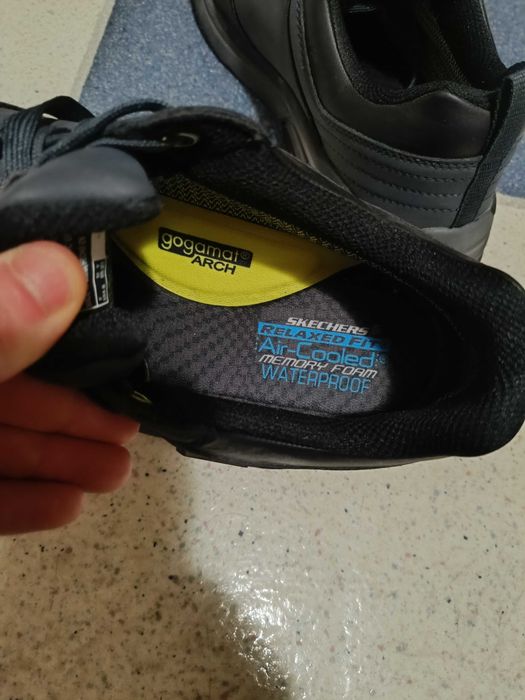 Обувки SKETCHERS от естествена кожа непромокаеми