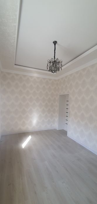 3 sotixli tayyor 2 ta bir hil uy har biri 85000 4 xonali bitgan uy
