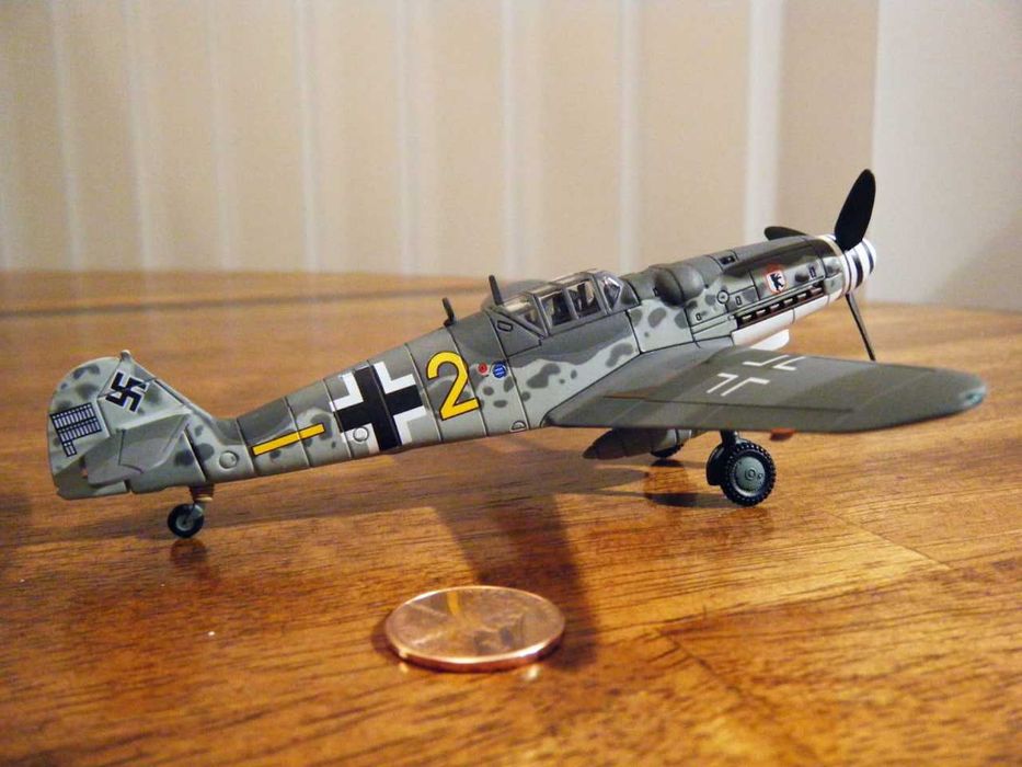 Сборная модель самолета Мессершмитт Bf 109 G-6 (Звезда, 1/72)