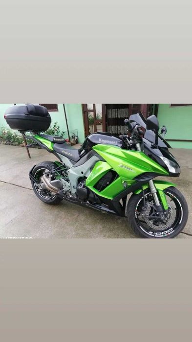 Vand sau schimb Kawasaki z1000sx