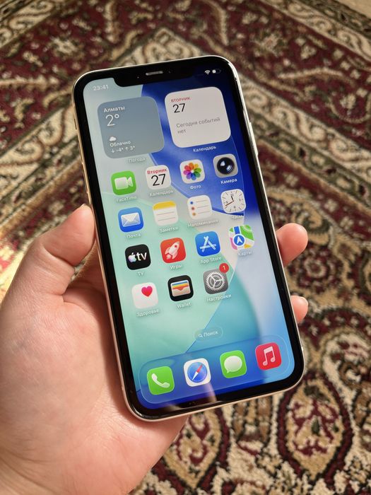 Айфон 11 128гб отличный
