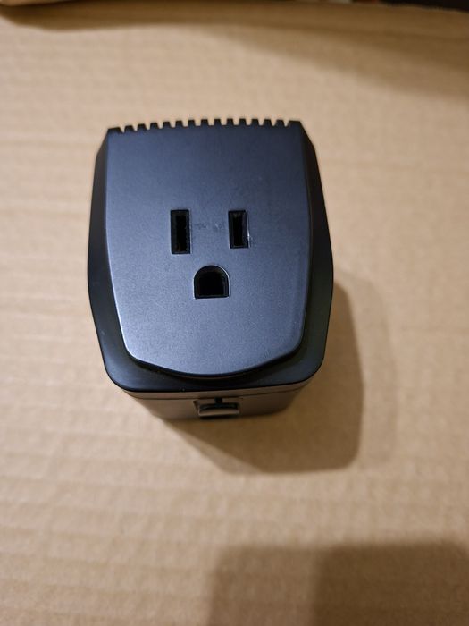 Vând adaptor/converter