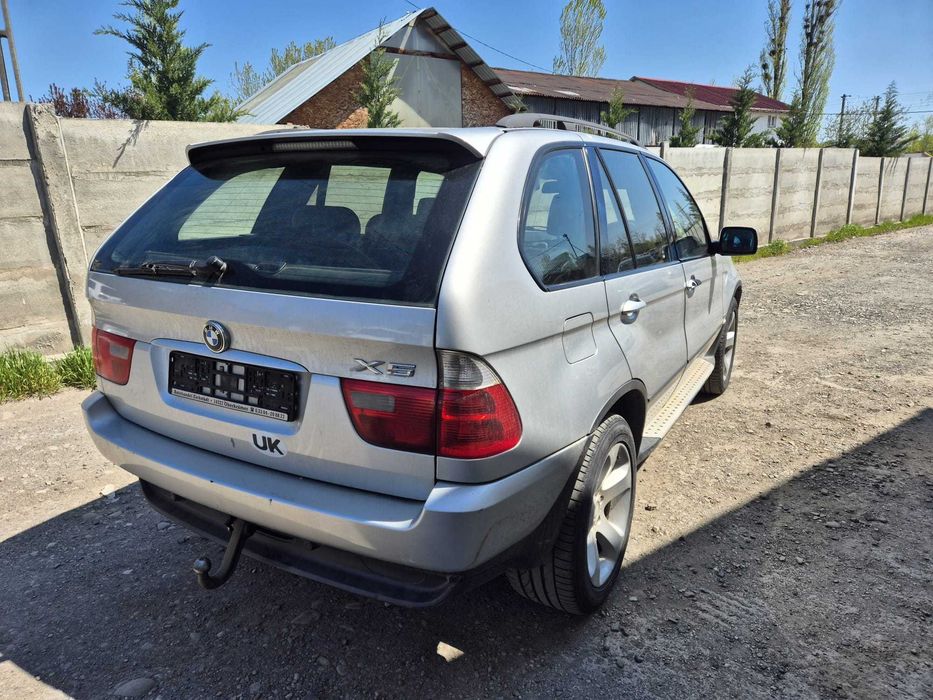Dezmembram BMW X5 E53 3.0 D 218 cp automat
