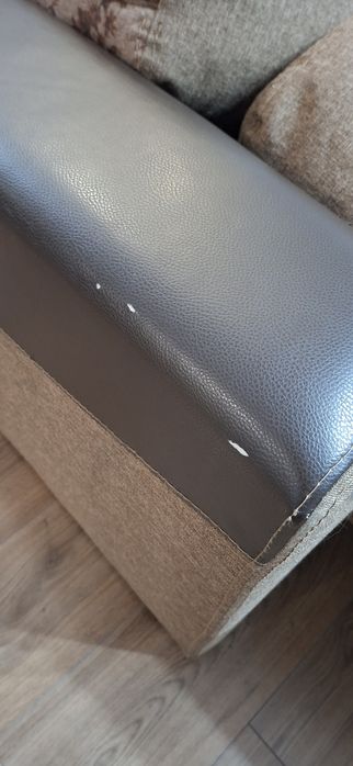 Разтегателен диван