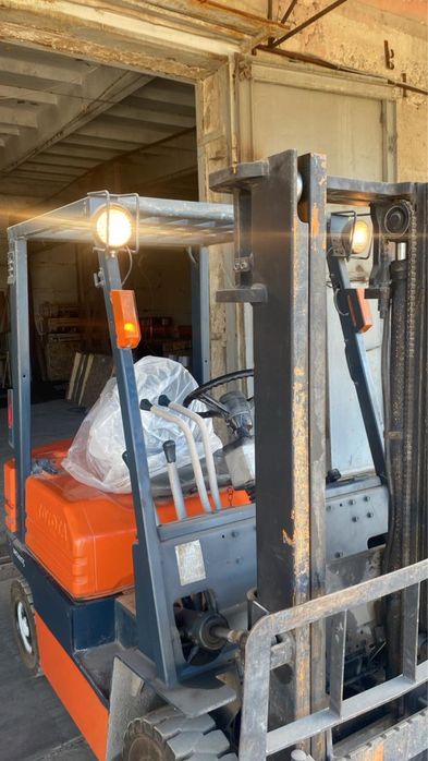 Продам вилочный погрузчик