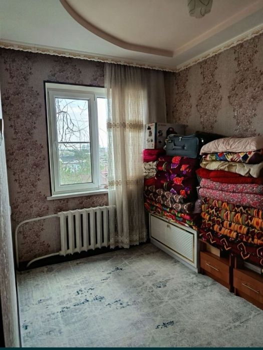 Продаётся 3/4/4 Юнусабад 18 квартал