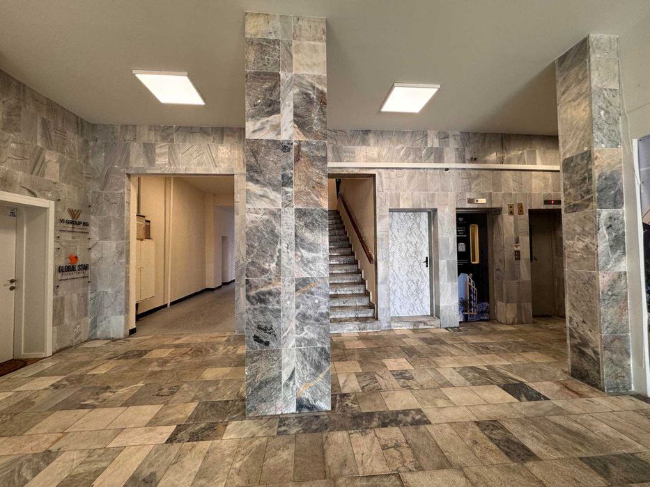 Дава се под наем Офис в Варна, Бриз - 261 кв.м за 425000 € - Снимка #3