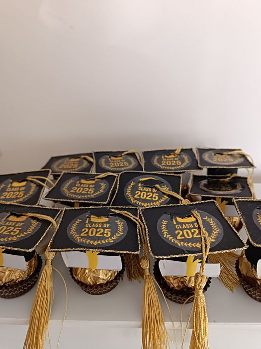 Подаръчета за гости бурканчета с мед