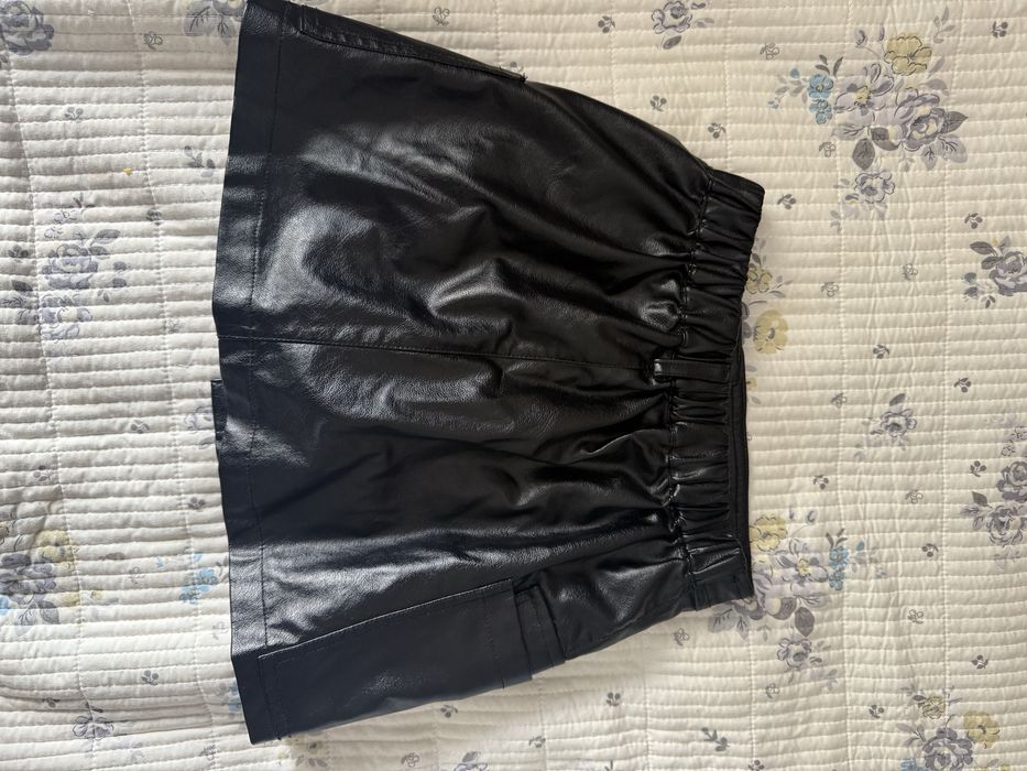 Продается Юбка Кожаная Черная