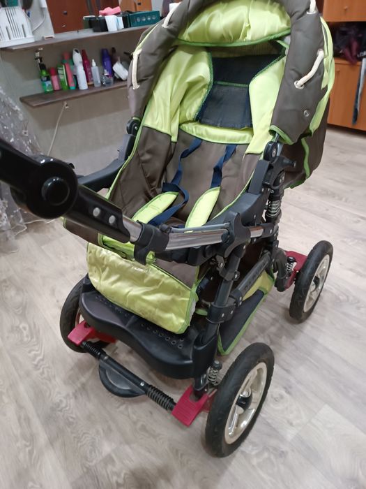 Каляска детская зима -лето!
