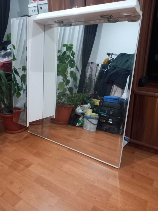 Oglinda baie cu spoturi