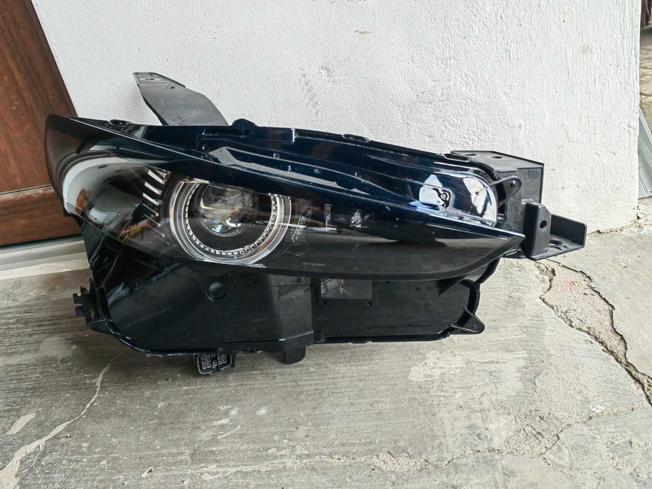 Фар Mazda CX30 FULL LED десен / Фар Мазда ЦХ30 Оригинален