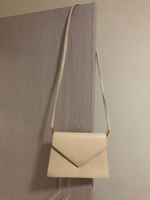 Дамска бежова чанта