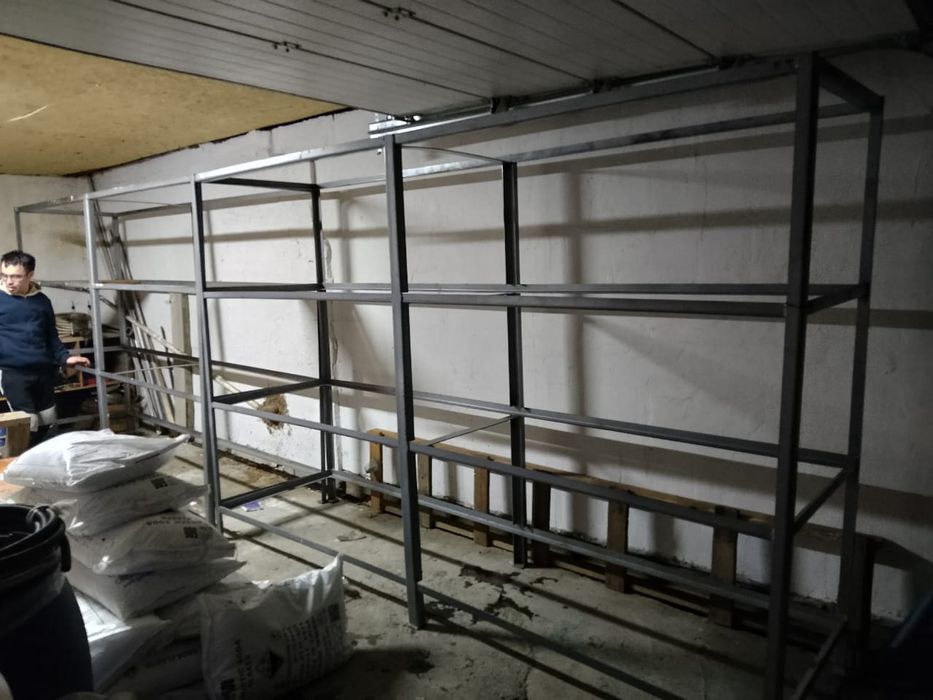 Продам стеллажи полки склад