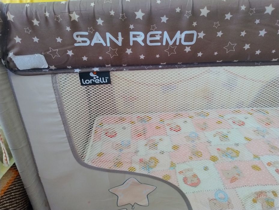 Пълен комплект кошара на 2 нива Lorelli San Remo + повивалник + матрак + калъф