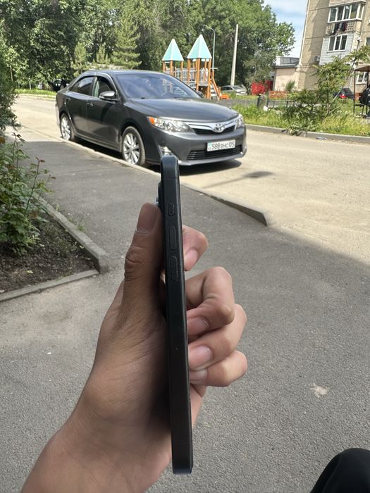 Продам или обменяю айфон 15 про
