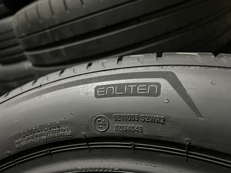 Dot:25г.  295/40/20 и 265/45/20 BRIDGESTONE, като Нови!