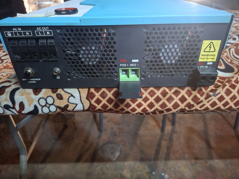 Vand statie invertor pentru panouri solare