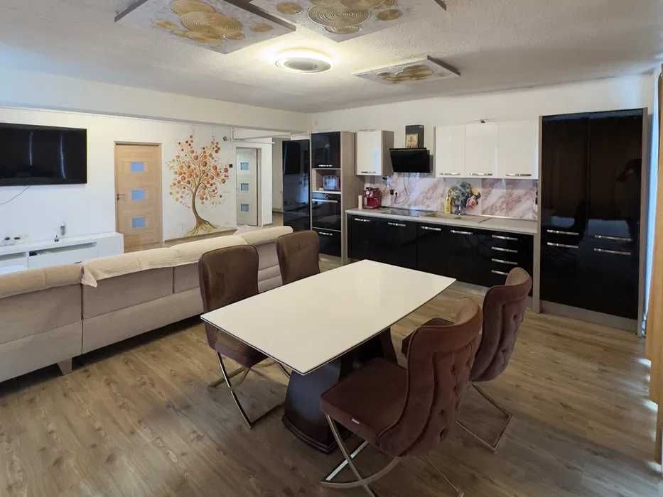 Apartament 3 camere Doamnca Stanca