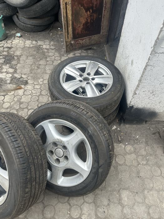 Резина R16 новая