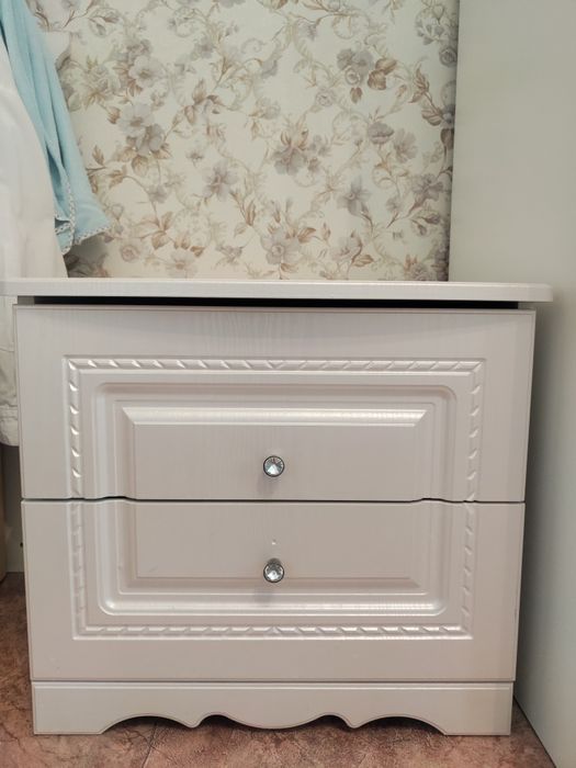 Продам спальный гарнитур