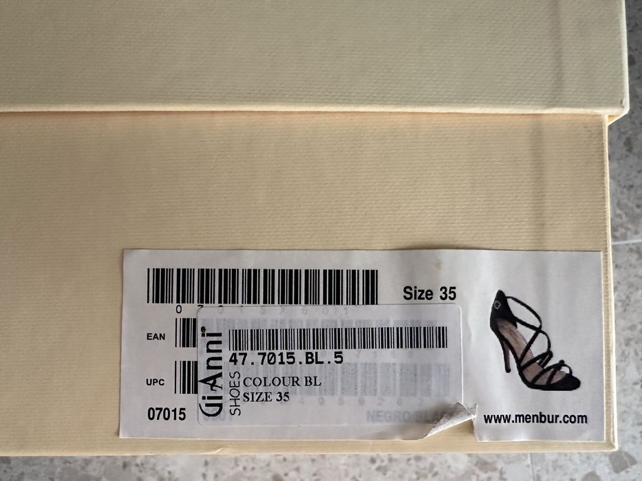 Дамски обувки на ток