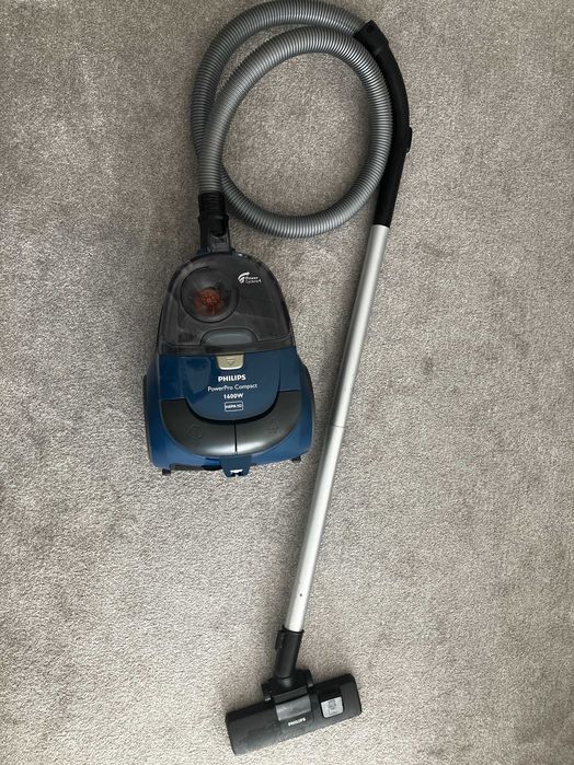 Прахосмукачка Philips 1600W