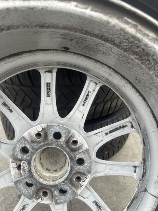 Гуми с джанти за БМВ 5 серия G30/G31