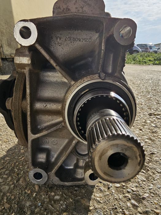 Cutie transfer grup față vw Passat B7 4x4 DSG , 2.0 diesel  , 2012