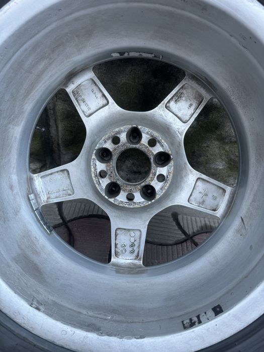 Диски mercedes r18 AMG