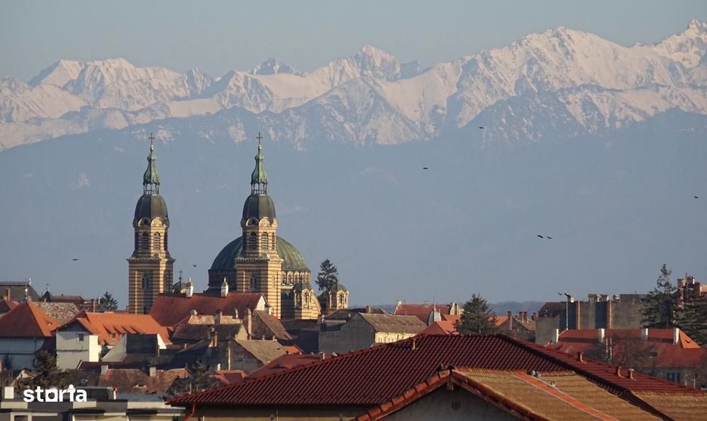 Apartament tip penthouse cu terasa mare - Turnisor