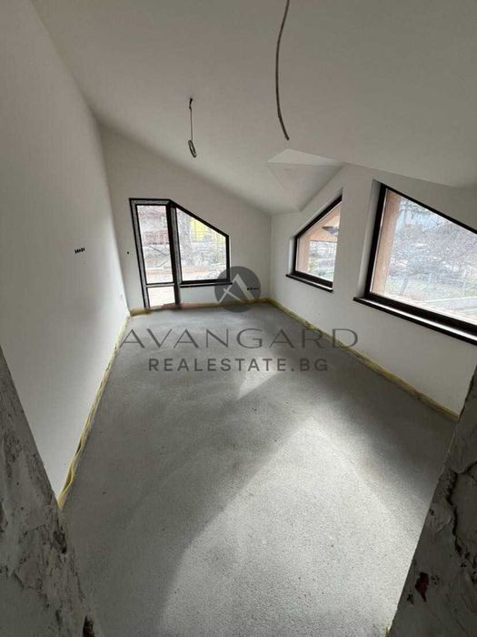 оф.22342 Двуетажна Къща Марково