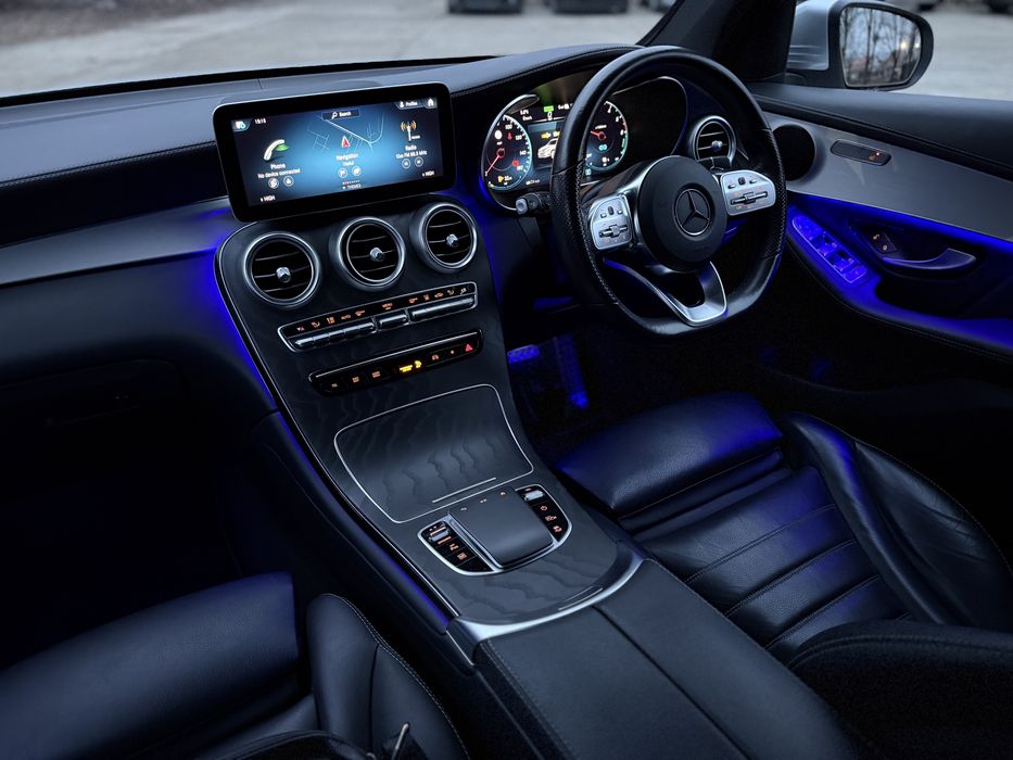 GLC 300de - 2022 - 2.0 Diesel - Plug In Hybrid - 4•Matic - AMG•LINE -