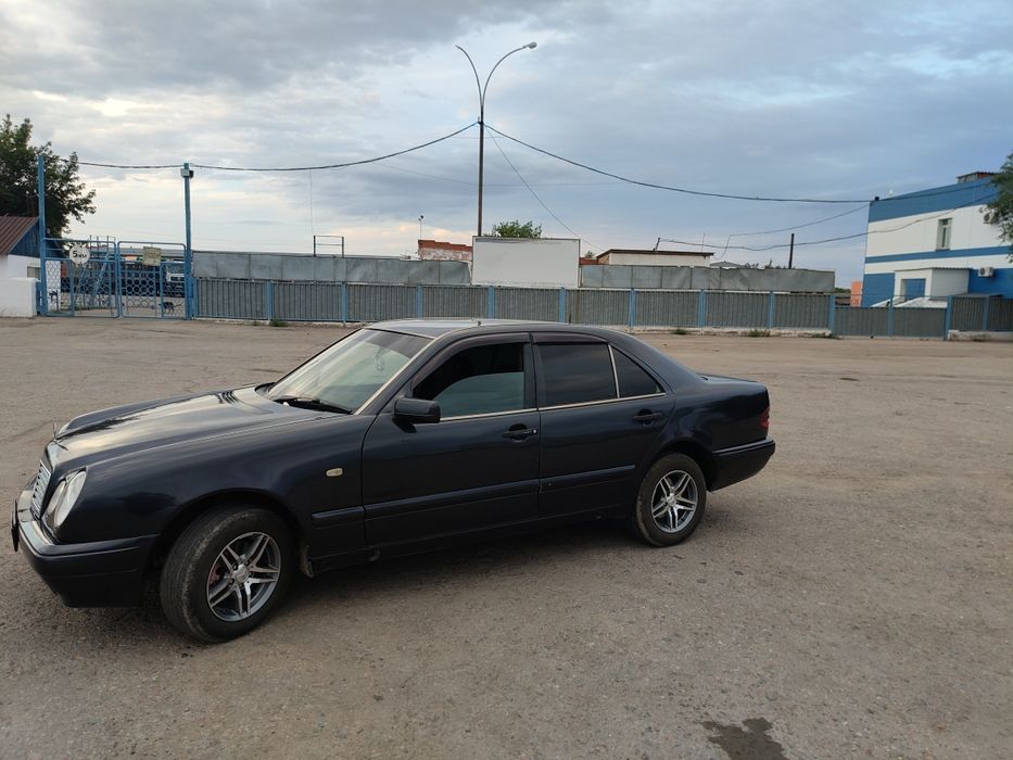 Легковой автомобиль