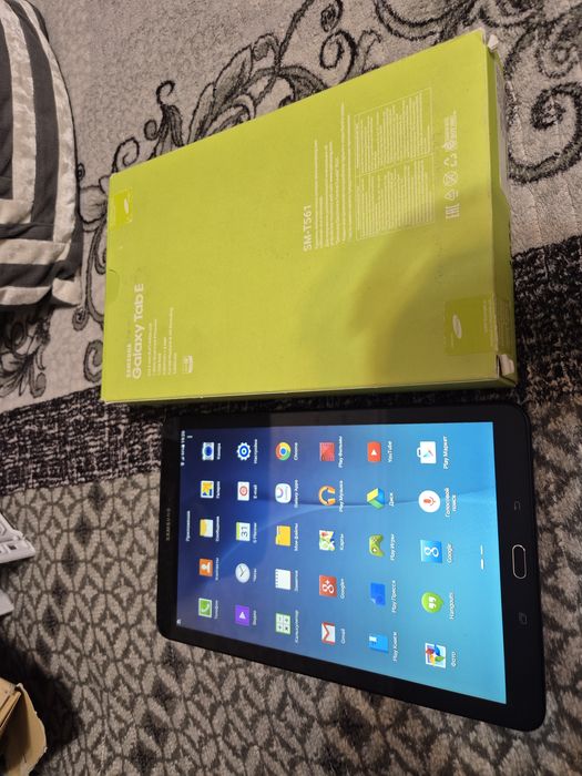 Самсунг Galaxy Tab E