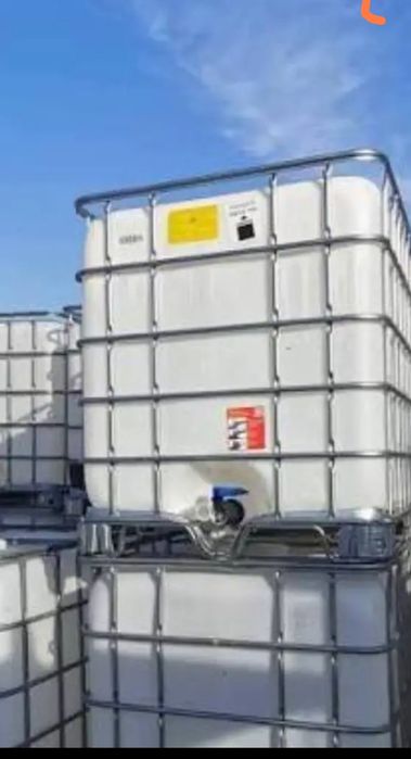 Vând bazine/butoaie IBC 1000L